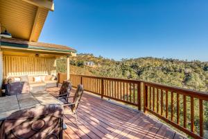 . Nacimiento Lakeview Getaway