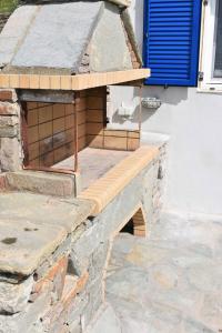 The Stone Beach House in the area of Kampi, Koundouros