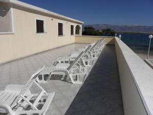 Apartments Stjepan- 10 m from beach