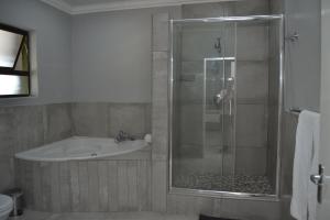 African Sands Guesthouse LOAD SHEDDING FREE