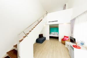 Kochira