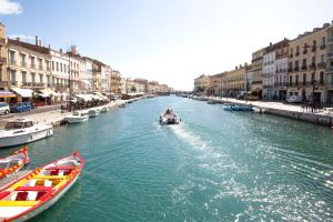 Hotels Hotel Port Marine : photos des chambres