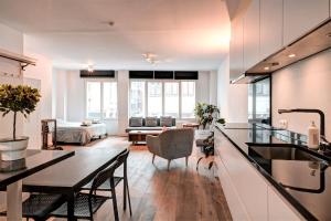 Light House Lodge. Apartment in Center of Antwerp