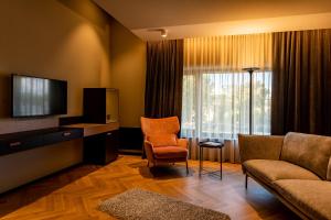 Superior King Room room in Maestro Design Hotel