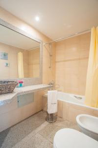 FLH Funchal Modern Apartment with Pool