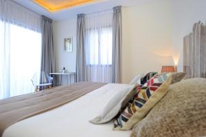 Hotels Hotel Le Tourisme : photos des chambres