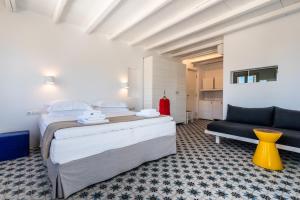 Milia Gi Suites Milos Greece