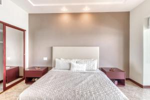 Vista las Palmas 10C