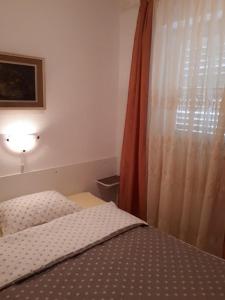 Apartments with parking space Tar, Porec - 6948