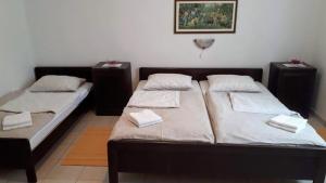 Apartments with parking space Tar, Porec - 6948