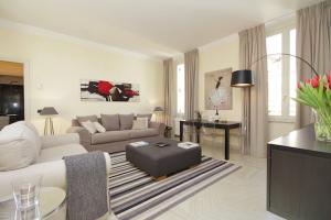 Crispi Luxury Apartments - My Extra Home