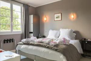 Maisons de vacances Maison 88 m2 le patio du centre ville avec garage : Maison de Ville 2 Chambres