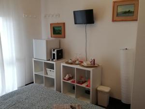 Double Room with Private External Bathroom