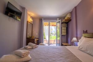 Tellis Holiday Rooms