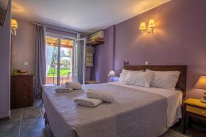 Tellis Holiday Rooms