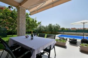 Charming villa Natali with private pool in Pula