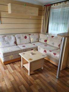 Chalets Puy Rond Camping : photos des chambres