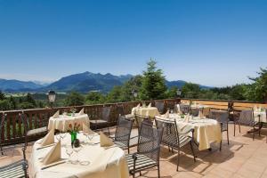 Hotel Restaurant Ferienwohnungen ALPENHOF, Aparthotels - Übersee