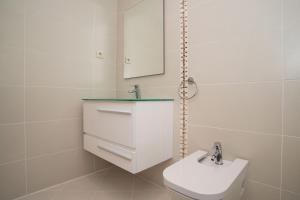 Central Modern 2 Bed Apartment Armacao De Pera