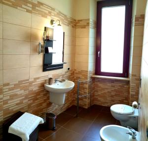Quadruple Room with Private Bathroom room in Jadore Monic