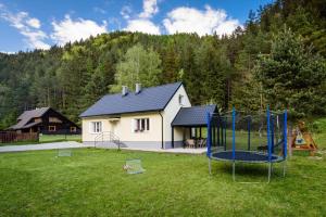 Chata pod lesom Kvačany