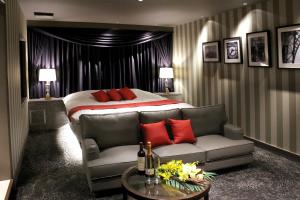 기타큐슈 Hotel LOVE MODERN 3성급 숙소 스위트룸