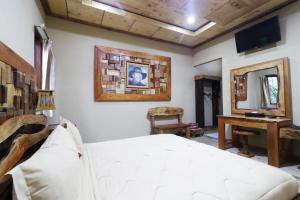 Alloyna Country Cottage Brastagi