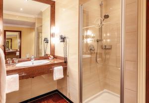 Superior Double Room room in Amaris Hotel