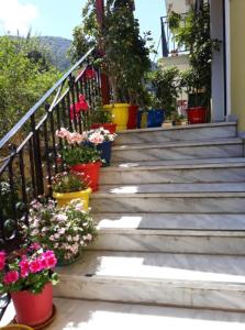 MARGARITAS' ROOMS Corfu Greece