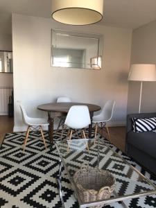 Appartements Appart 2 pieces avec parking QUARTIER DU LAC : photos des chambres