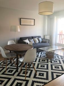 Appartements Appart 2 pieces avec parking QUARTIER DU LAC : photos des chambres