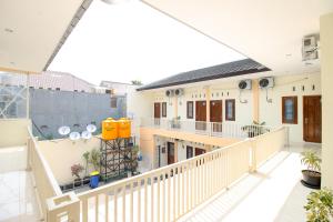 RedDoorz Syariah @ Pahlawan Sidoarjo - 2hvězdičkové hotely ve městě Sidoarjo