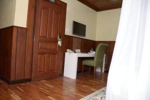 The Noble Hotel & Conference Centre