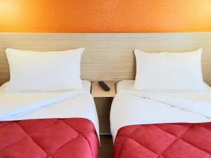 Hotels Premiere Classe Toulouse Ouest -Blagnac Aeroport : photos des chambres