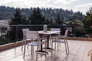 Forest View Apartments - 3hvězdičkové hotely ve městě Tríkala