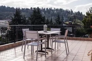 Forest View Apartments - Longákion