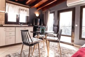 Forest View Apartments