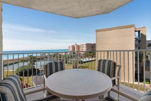 Two Bedroom Apartment  room in Inlet Reef