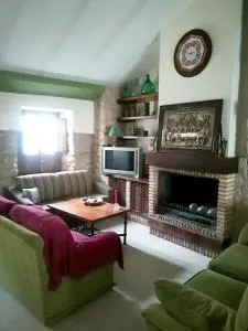 Charming house in Úbeda + pool - Убеда