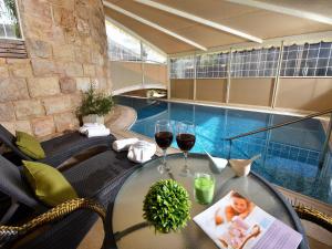 Elisheva Boutique Suite