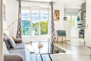 Family Travel Paris - Bussy-Saint-Georges