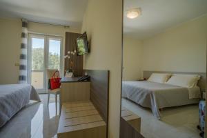 Standard Double Room room in Elia Hotel