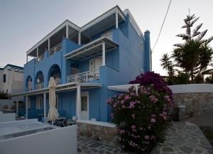 Villa 9 Muses Syros Greece