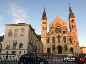 Appartements LE NID DES ROIS, a 2 pas de la Cathedrale : photos des chambres