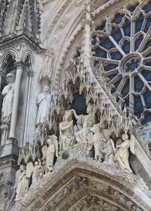 Appartements LE NID DES ROIS, a 2 pas de la Cathedrale : photos des chambres