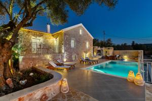 Fiscardo Luxury Stone Villa Alex ,with sunset view! Kefalloniá Greece