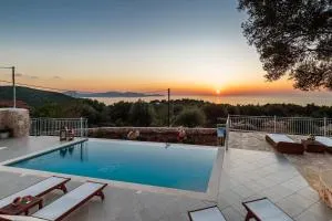 Fiscardo Luxury Stone Villa Alex ,with sunset view! - 费斯卡尔德宏
