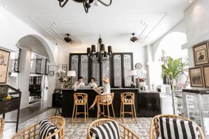 99 The Heritage Hotel