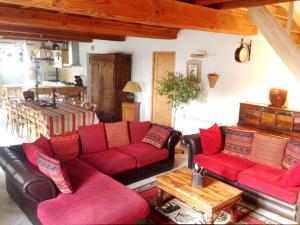 Maisons de vacances Maison spacieuse avec piscine et vue sur jardin a Fourches : photos des chambres