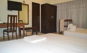 Green Grass Hotel & Restaurant